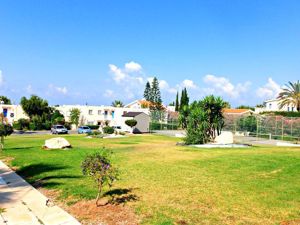 Coral Bay Apartment - Prime Tourist Location Exterior photo